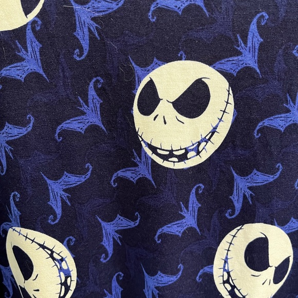 Jack Skellington Short Sleeve Swing Top - LuLaRoe Perfect T - Picture 3 of 9